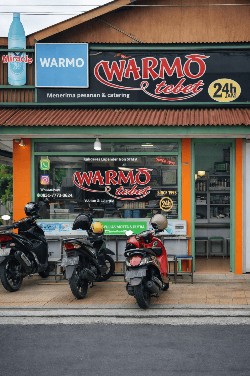 Nyaris Tutup Permanen, Warteg Warmo Bertahan dengan Go Digital