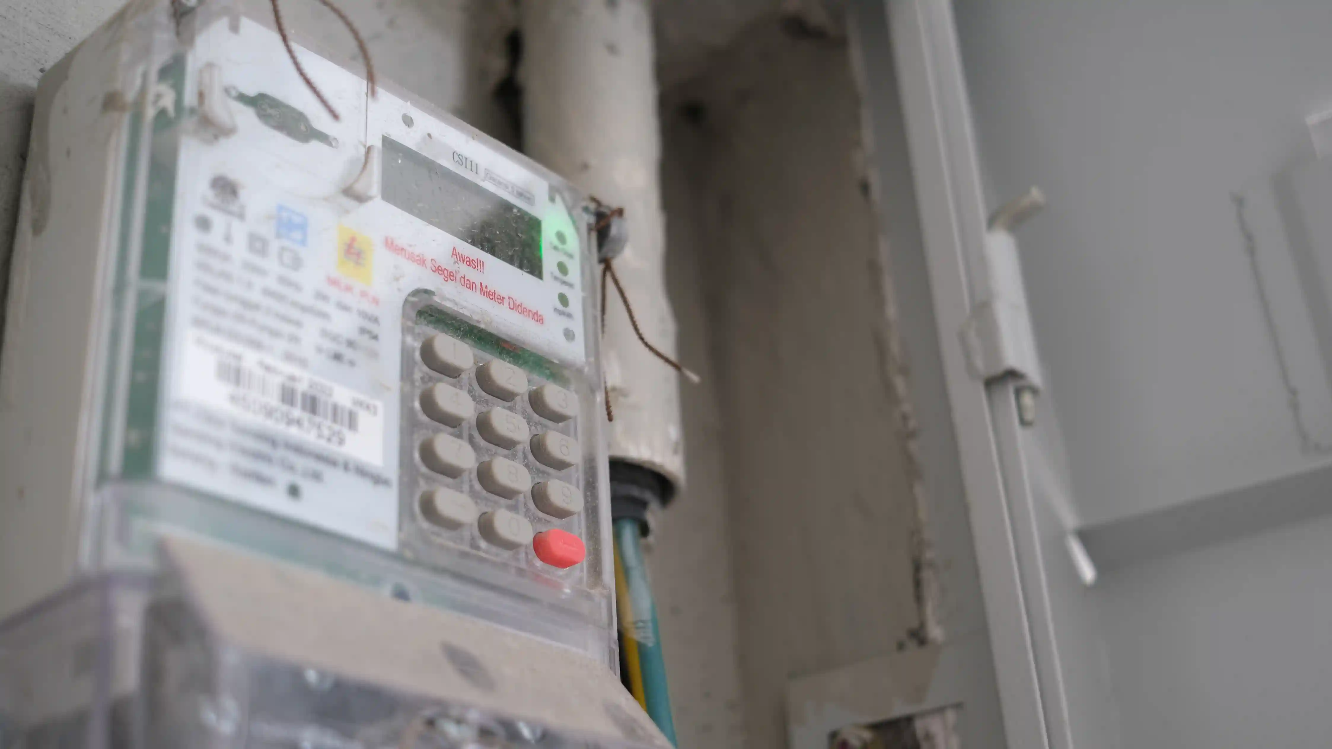 isi token listrik PLN lewat aplikasi DANA